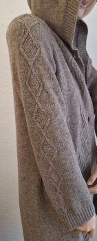 Preview: Lange Strickjacke in braun aus 100% Yak-Wolle; Größe M